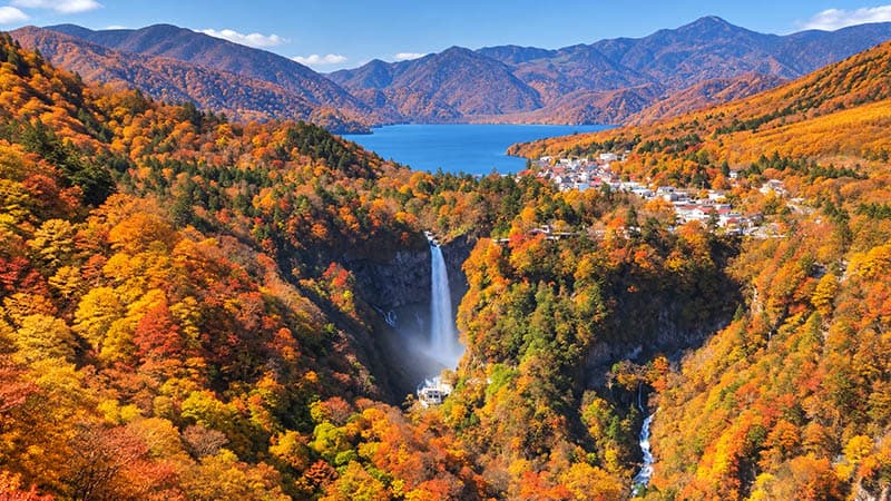 Nikko - Lake Chuzenji, Kegon Falls, and Mountain Fall Foliage