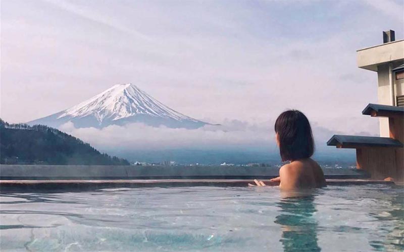Japanese Onsen Retreats