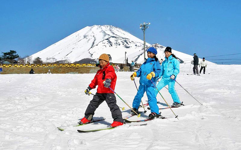 Skiing in Japan