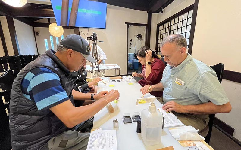 Take part in sushi-making or traditional crafts